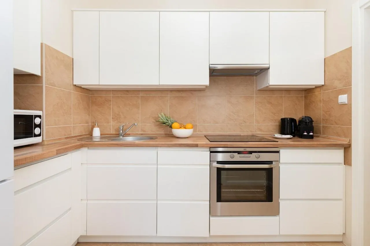 Remote Work Friendly Apartment With 1 Bedroom In Gdansk-Wrzeszcz By Noclegi Renters  Gdansk